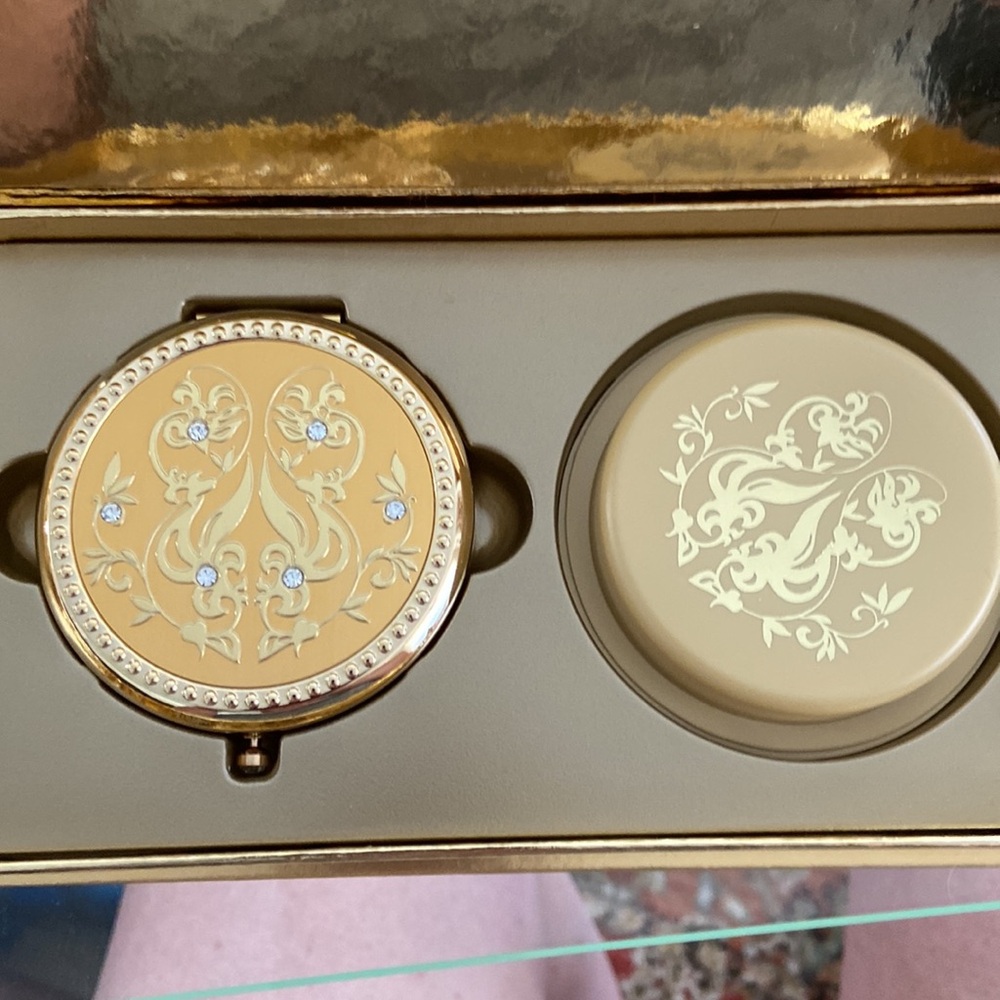 Sanghwang Soo foundation cake
